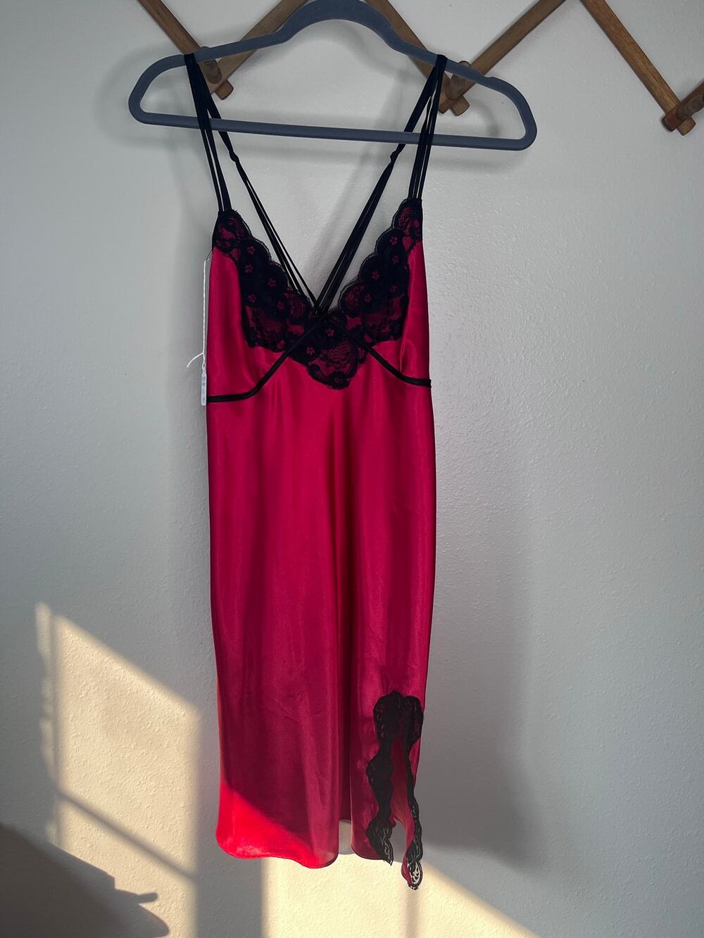 Vintage Premiere Amour Red Satin and Black Lace Slip Dress Size L (21" PTP)
